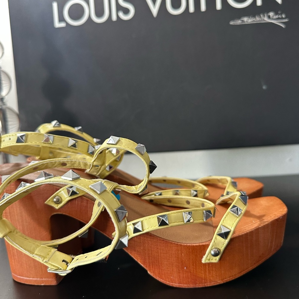 🆕Madden Girl CANNON Studded Block Heels - Picture 8 of 10